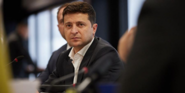 Зеленський скликав термінове засідання РНБО через скандальне рішення КСУ